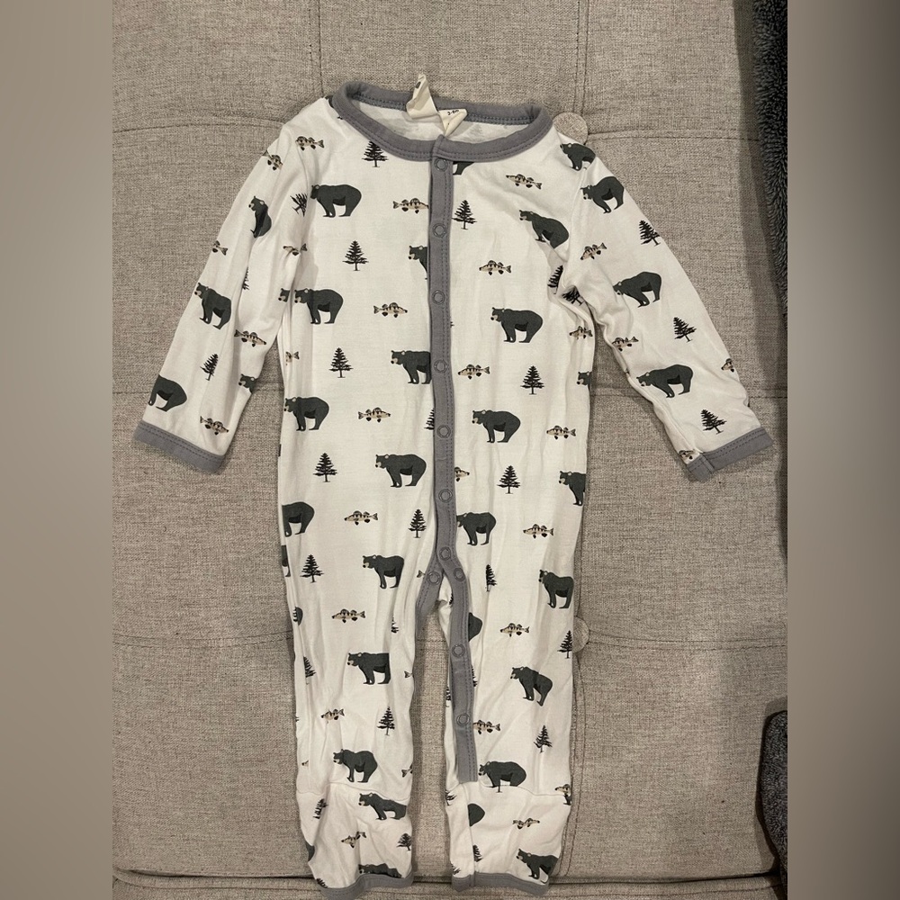 Kyte snap pajamas 3-6 months